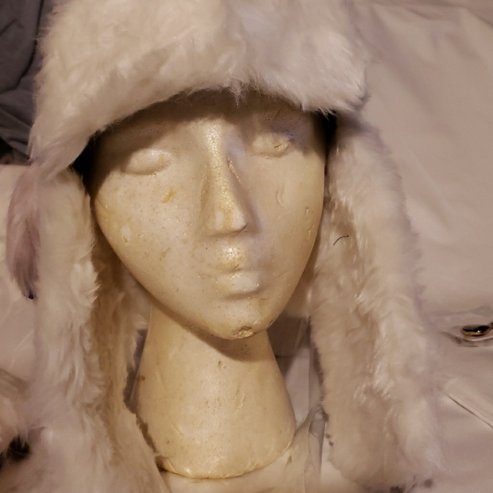 Hat - Picture 2 of 6